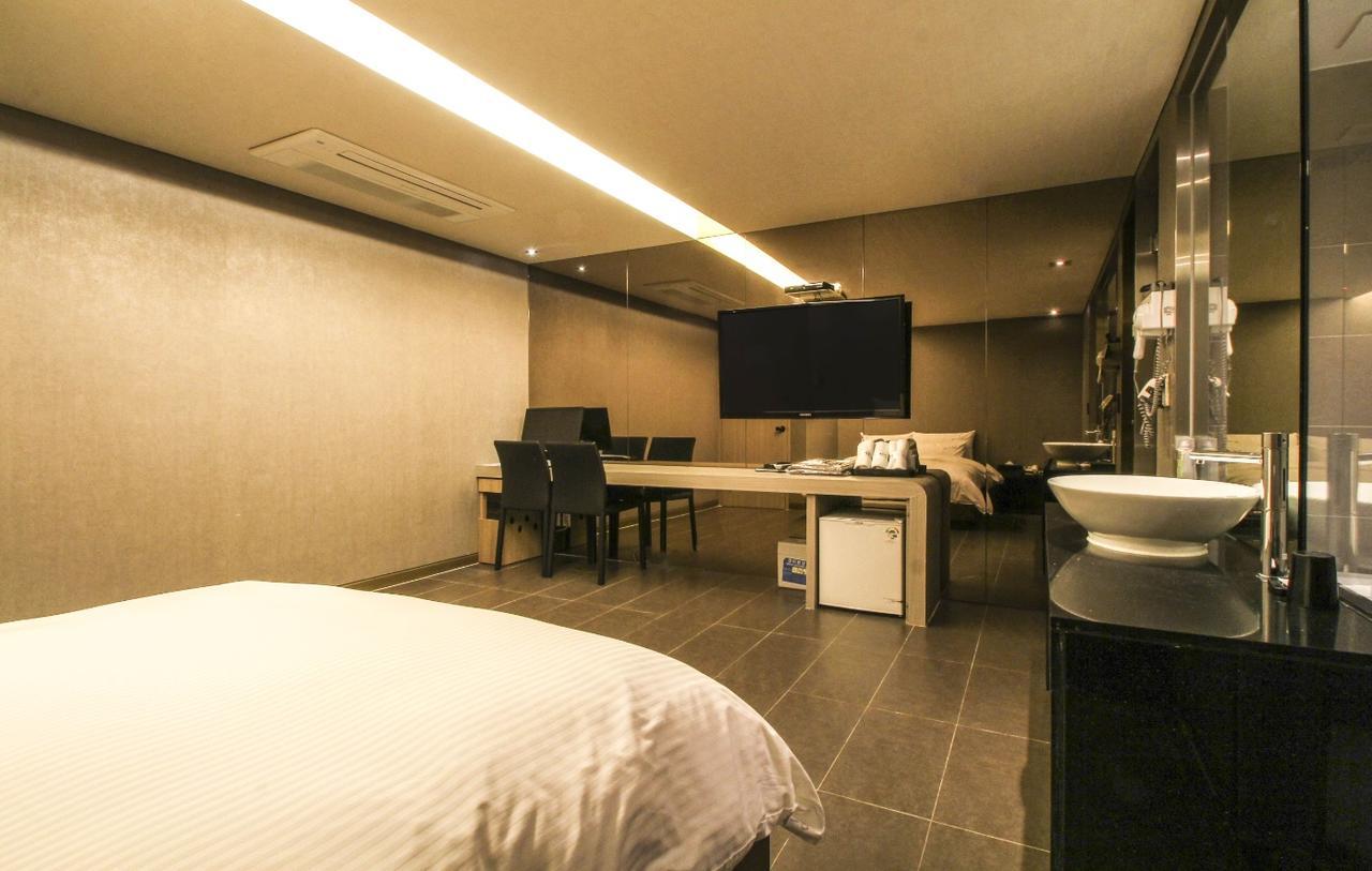 Haeundae Yeoubi Hotel Busan Eksteriør bilde